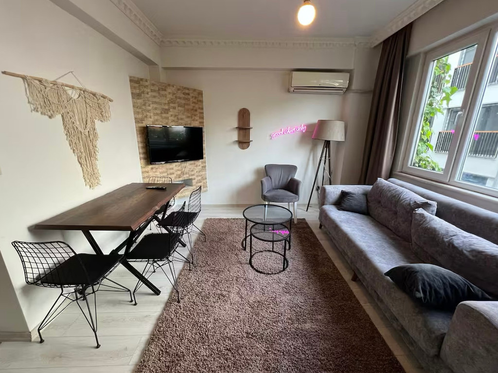 Cihangir Pürtelaş 1+1 Nr5 - 1